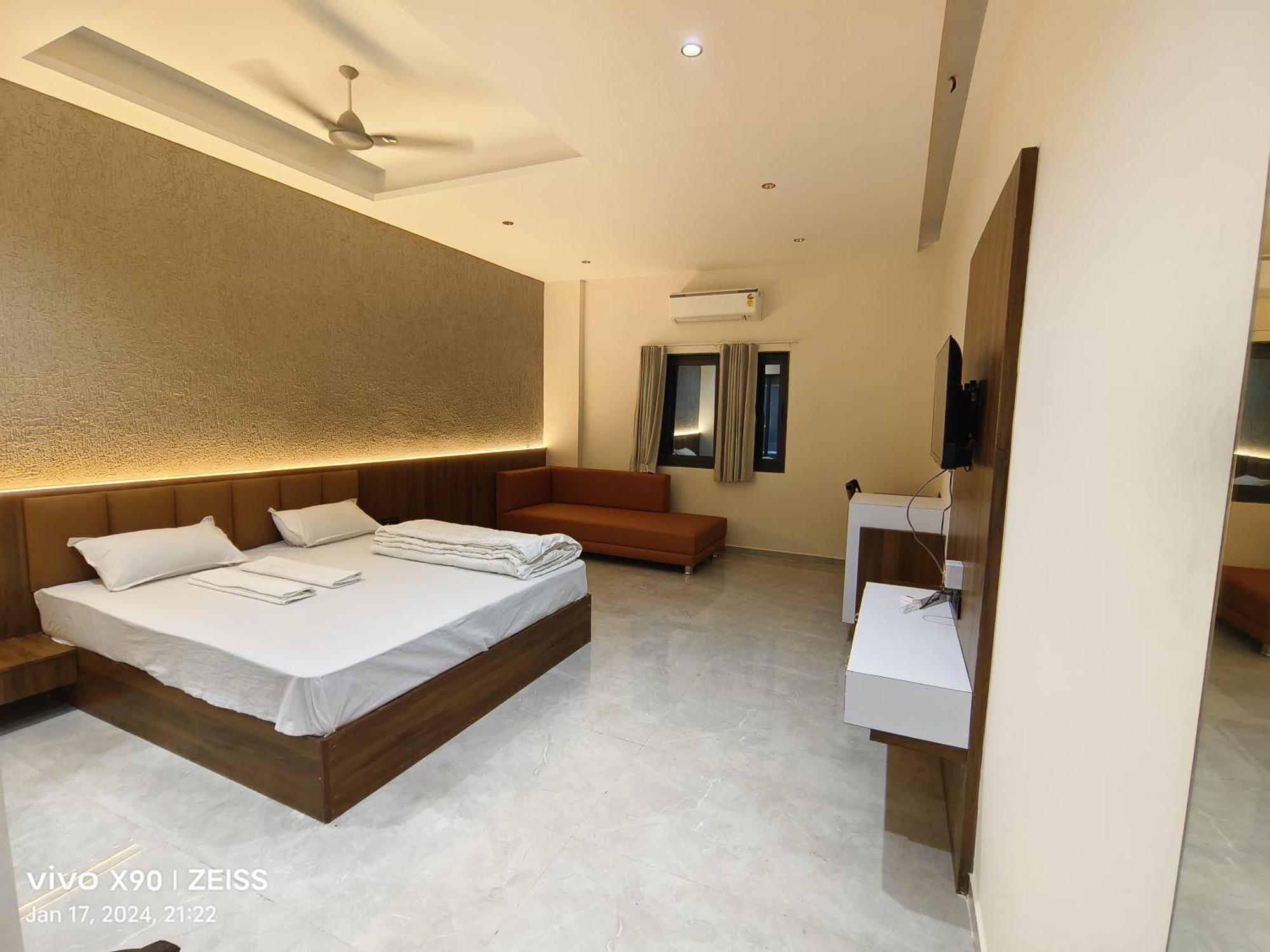 Hotel The Grand Khodiyar Visnagar Εξωτερικό φωτογραφία